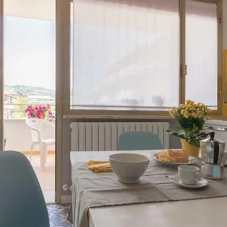 Felicita Apartment *
